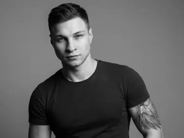 Adult Webcams with AlexPolo - Livejasmin