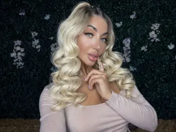 Live Sex Cam with EllsaSin - Livejasmin