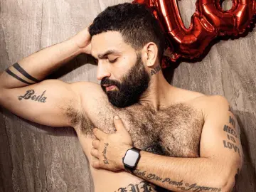 Free Live Porn with LeonidasKaiser - Livejasmin