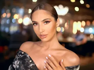 Free Live Porn with EllieSin - Livejasmin