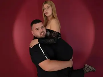Sex Chat with EmelyRoberto - Livejasmin