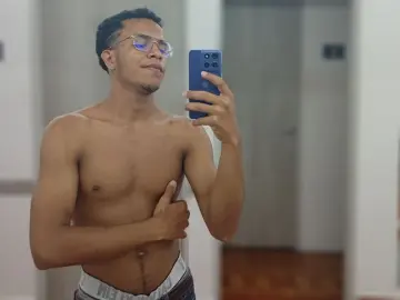 Private Sex Chat with AstonVera - Livejasmin