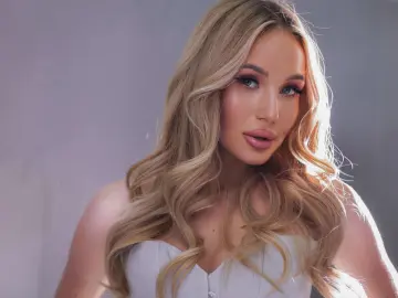 Best live sex cam show with MarryDavies - Livejasmin