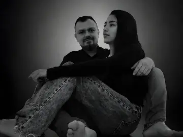 Free Live Porn with HarryAndHanna - Livejasmin