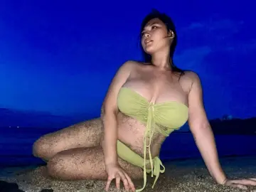 Live Porn with AngelSoiya - Livejasmin