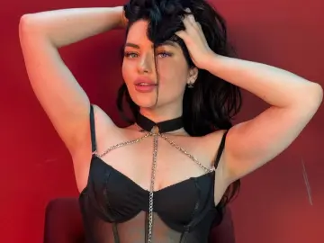 Free Porn Cam with KiraBills - Livejasmin