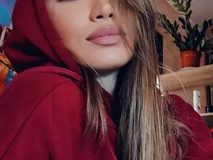 Free Live Porn with AndreaWoow - Myfreecams