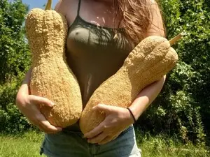 Live Sex Cam with GirlOffGrid - Myfreecams