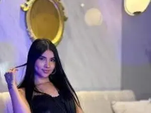 Sex Cam with MiaLaurence - Myfreecams