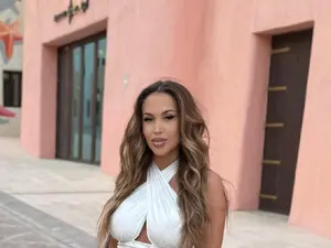 Best Webcam with SmokingHot - Myfreecams