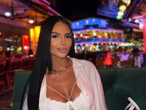 Adult Webcam with Britney_Charm - Myfreecams