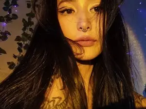 Adult Webcam with KellyAsian - Myfreecams