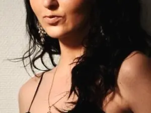 Live Porn with SofiaKaiser - Myfreecams