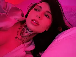 Live Sex Cam with Alice - Myfreecams