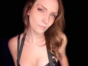 Private Sex Chat with NadiaKay - Myfreecams