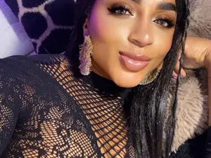 Adult Webcam with Luxury_alanna - Myfreecams