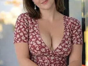 Watch Live Sex Cams with Krissy_Lace - Myfreecams