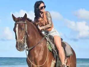 Live Porn with CrissySmile - Myfreecams