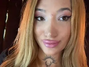 Adult Webcams with SiennaSunset - Myfreecams