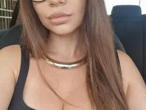 Nude Webcam with Jullyenn3 - Myfreecams