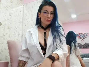 Live Porn with Megan_kurt01 - Myfreecams