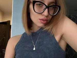 Adult Video Chat with SaintAngie - Myfreecams