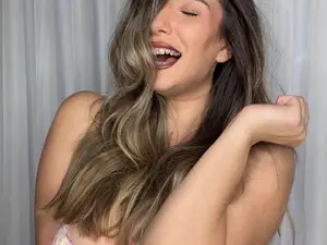 Live Sex with KellyMathews - Myfreecams