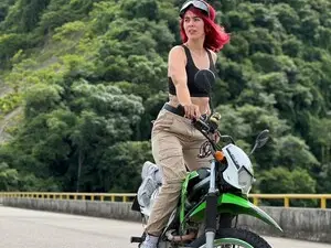 Private Sex Chat with Elisaink_red - Myfreecams