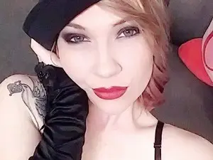 Adult Webcams with KirbyCutie - Myfreecams