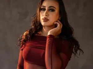 Live Sex Cam with SagiraBelle - Myfreecams
