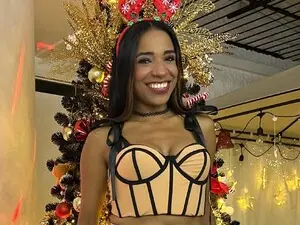 Nude Webcam with Ebony_Skye - Myfreecams