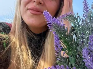 Best Webcam with JulyaHyde - Myfreecams