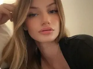 Adult Webcams with ShawnaSweets0 - Myfreecams