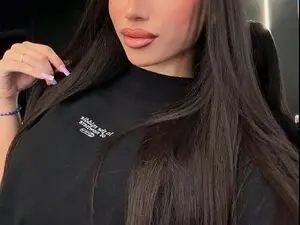 Live Sex Cam with GinaValente - Myfreecams