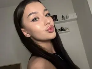 Sex Cam with SophieLani - Myfreecams