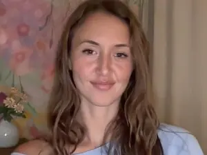 Live Porn with SarahBttrfly - Myfreecams