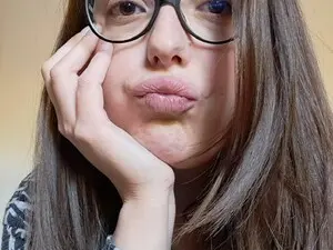 Private Sex Chat with JulieAnn - Myfreecams