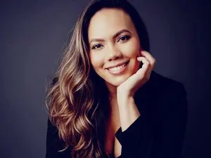 Live Porn with GIA_ROLEX - Myfreecams