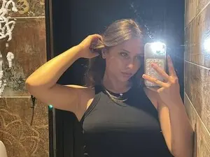 Live Sex with AshleyBlush - Myfreecams