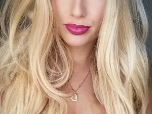 Private Sex Chat with DiamondGirl21 - Myfreecams