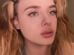 Best live sex cam show with AliceSins1 - Myfreecams