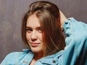 Watch Live Sex Cams with miss_crystal_ - Myfreecams