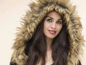 Live Porn with LucyBook - Myfreecams