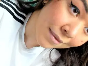 Free Live Porn with Brianna_ang - Myfreecams