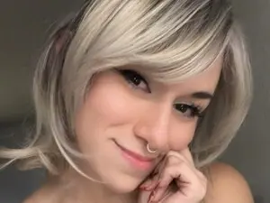 Adult Video Chat with Reige - Myfreecams