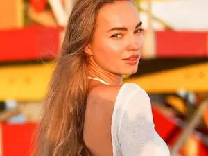 Live Porn with MissAlexQuinn - Myfreecams