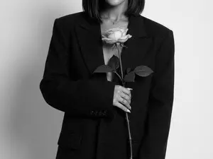 Live Porn with YvonneEverlee - Myfreecams