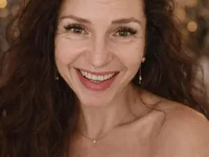 Best live sex cam show with EllaLong - Myfreecams