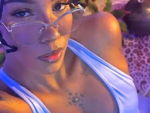 Live Sex with MarWitch777 - Myfreecams