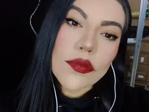 Adult Webcams with Sarah7escobar - Myfreecams